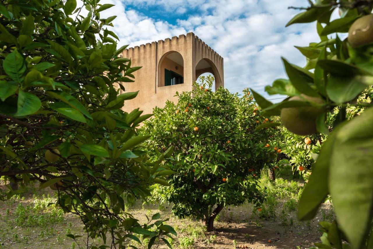 فيلا The Tower With The Orange Tree Garden إياليسوس المظهر الخارجي الصورة