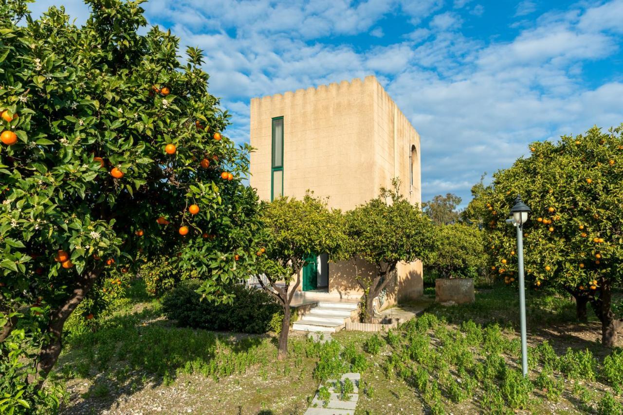 فيلا The Tower With The Orange Tree Garden إياليسوس المظهر الخارجي الصورة